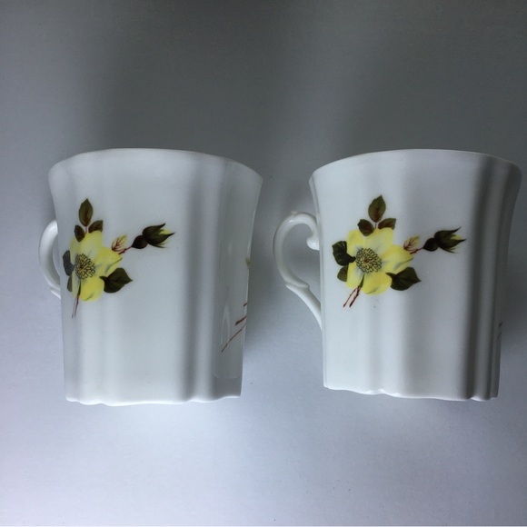 Vintage Set of 2 Mugs Royal Grafton Fine Bone China Yellow Flowers Teacup Cups - Picture 5 of 7